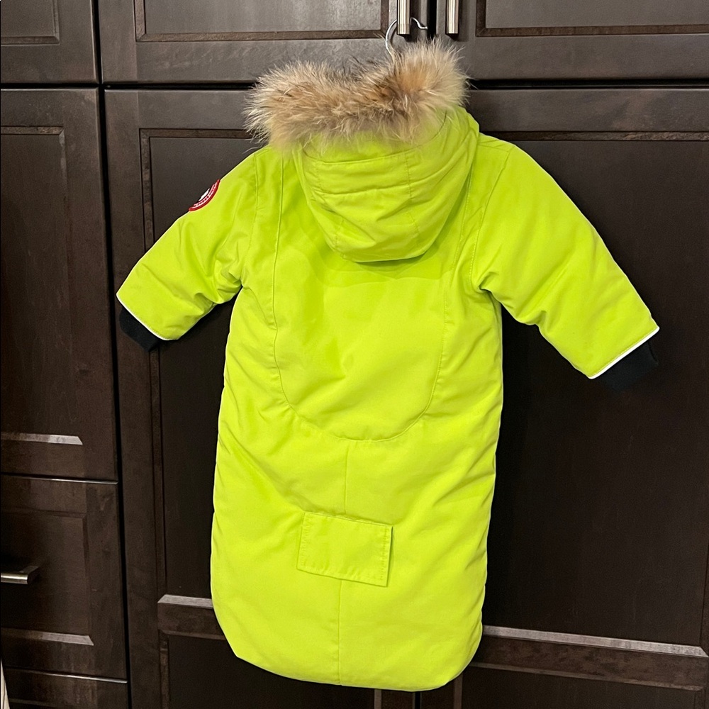 Canada Goose Lime Green baby bunting bad Snowsuit - Picture 7 of 8